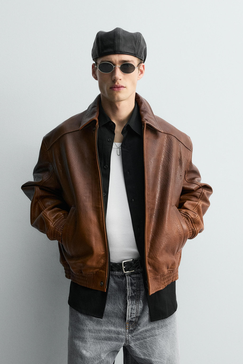 VINTAGE-EFFECT LIMITED EDITION LEATHER JACKET - Zara фото 2