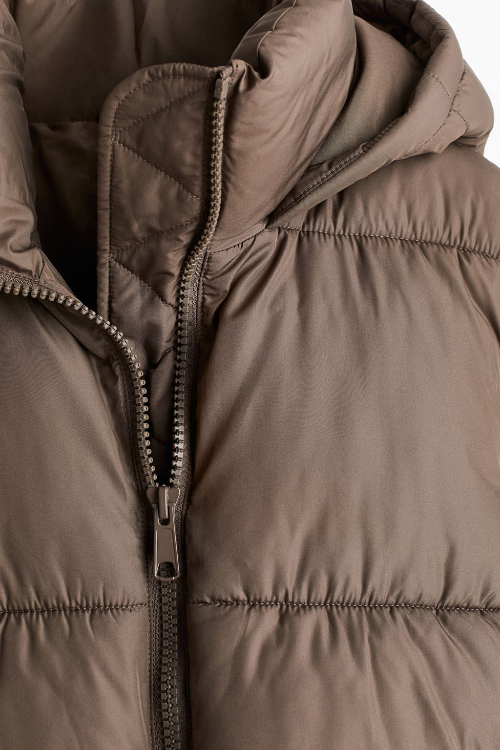 Chaqueta puffy con capucha - H&m фото 7