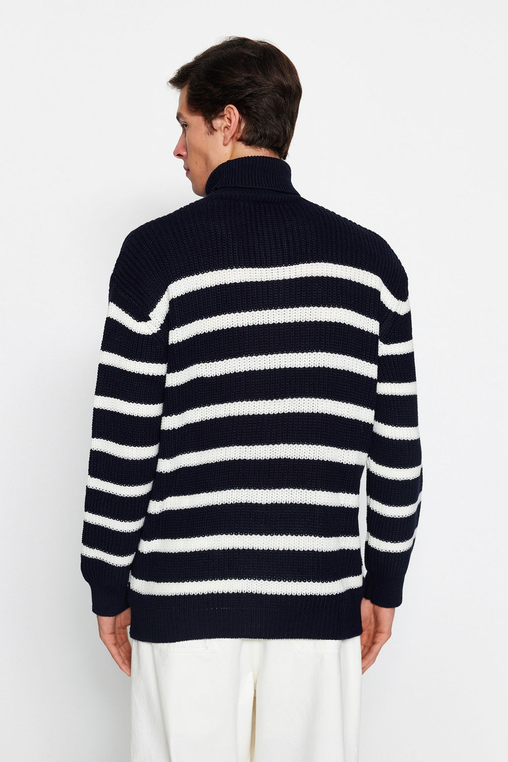 TRENDYOL MAN Lacivert Casual Unisex Oversize Fit Genis Kal?p Cizgili Triko Kazak TMNAW24KZ00017 - Trendyolmilla фото 17