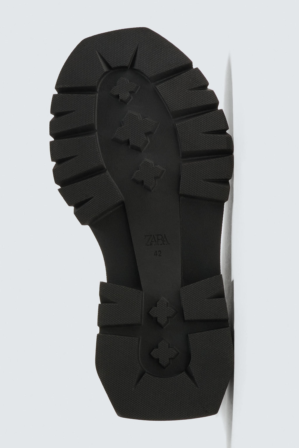 DISTRESSED CHUNKY LACE-UP BOOTS - Zara фото 7