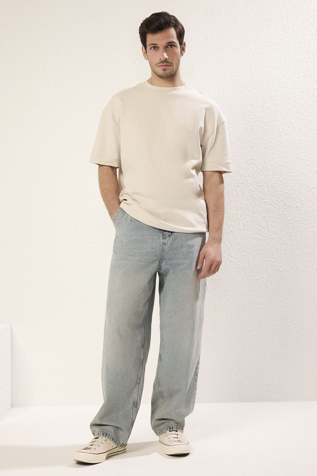 TRENDYOL MAN Ac?k Mavi Skater Jeans Kot Pantolon TMNSS25JE00003