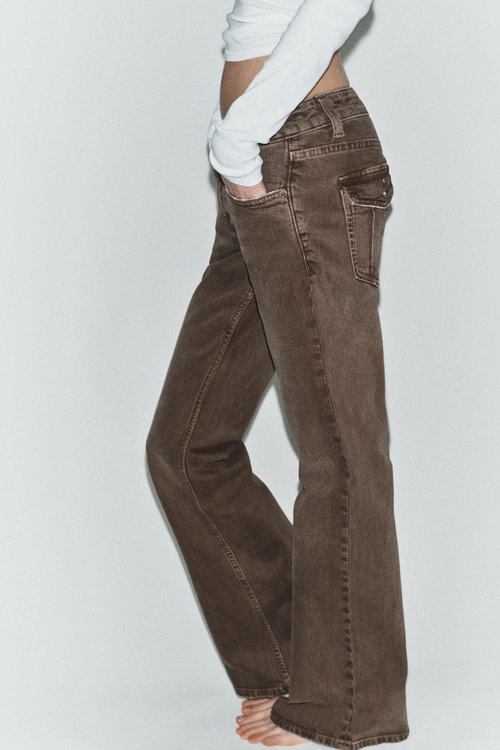 JEANS TRF BOOTCUT TIRO BAJO / Marr?n