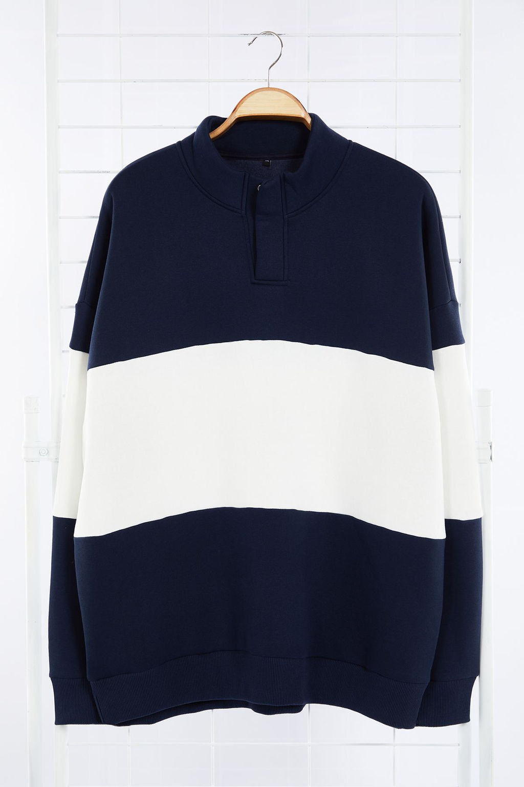 TRENDYOL MAN Lacivert Oversize/Genis Kesim Dik Yaka Renk Bloklu Ici Polar Buyuk Beden Sweatshirt TMNAW25AO00033 - Trendyolmilla фото 6