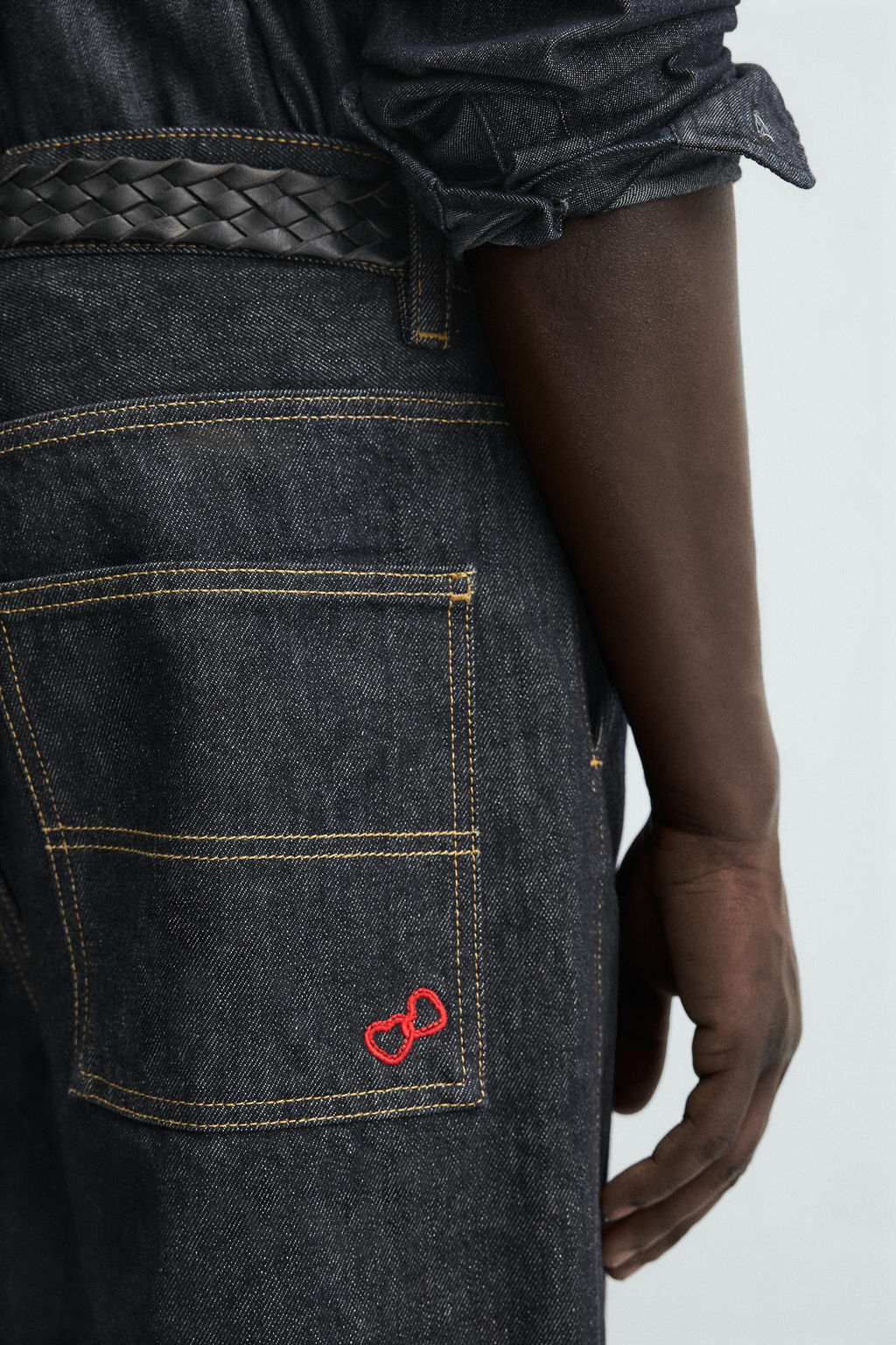 EMBROIDERED HEART DENIM CHINO TROUSERS - Zara фото 7