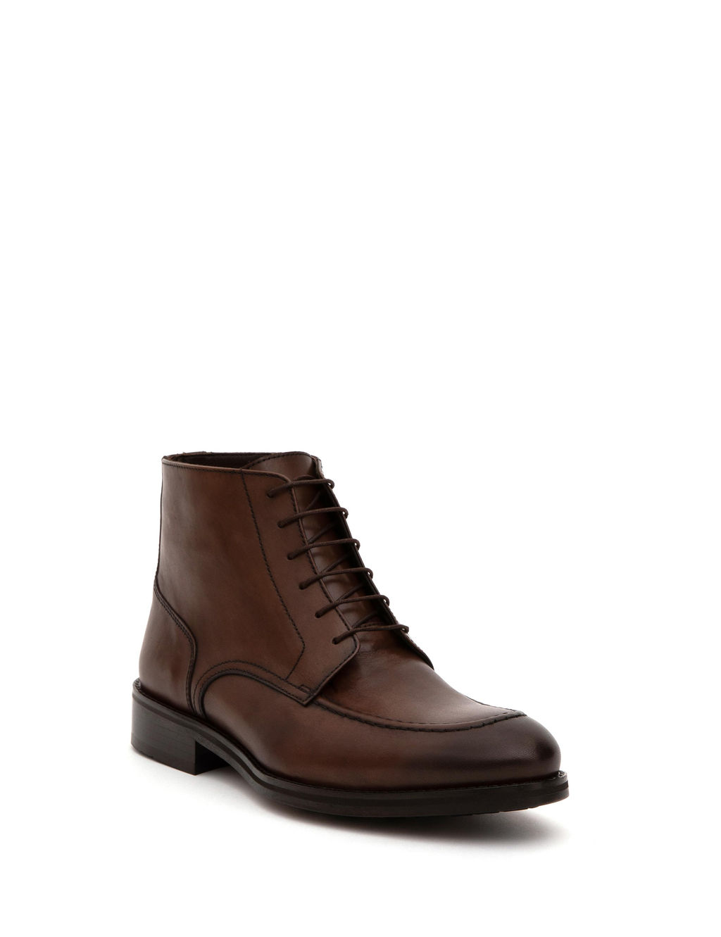 Коричневые туфли