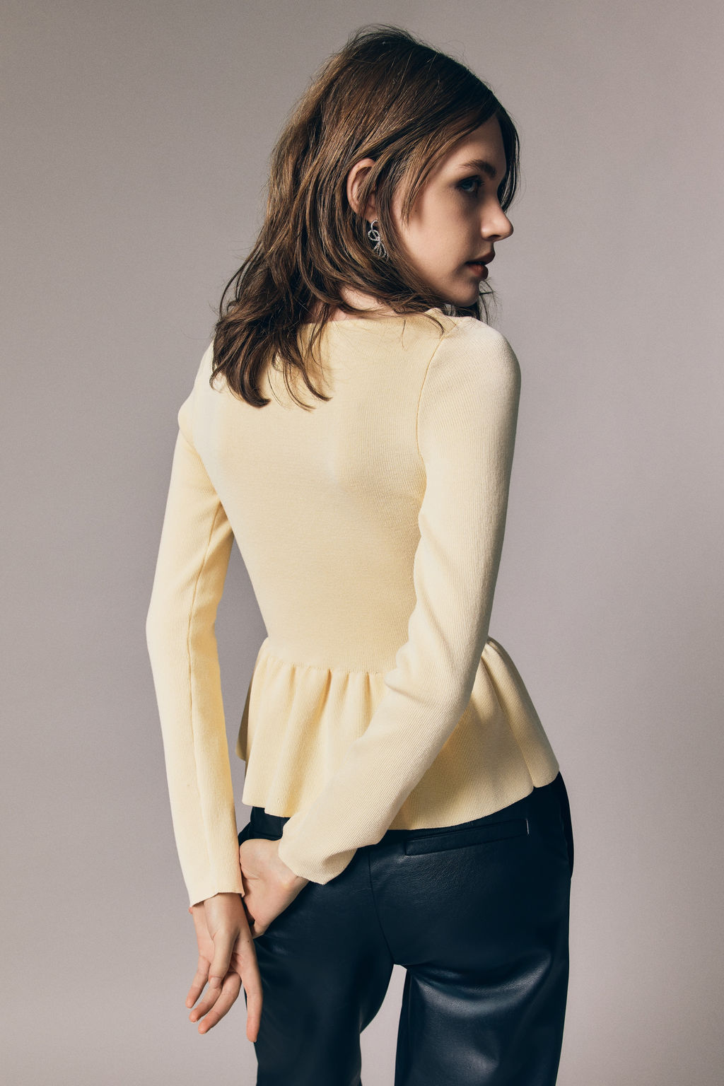 Top de punto con peplum - H&m фото 3