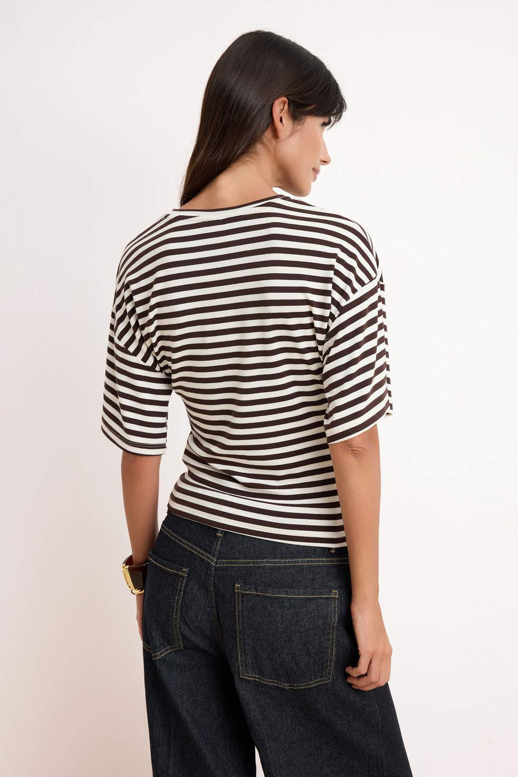 Tas Fitted/Bele Oturan Dusuk Kol Truvakar Yumusak Orme T-Shirt TWOSS26TS00060 - Trendyolmilla фото 8