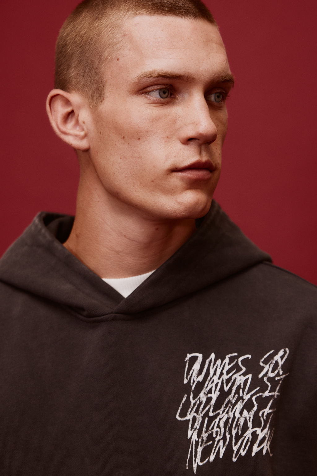 Sudadera con capucha y estampado Oversized Fit - H&m фото 9