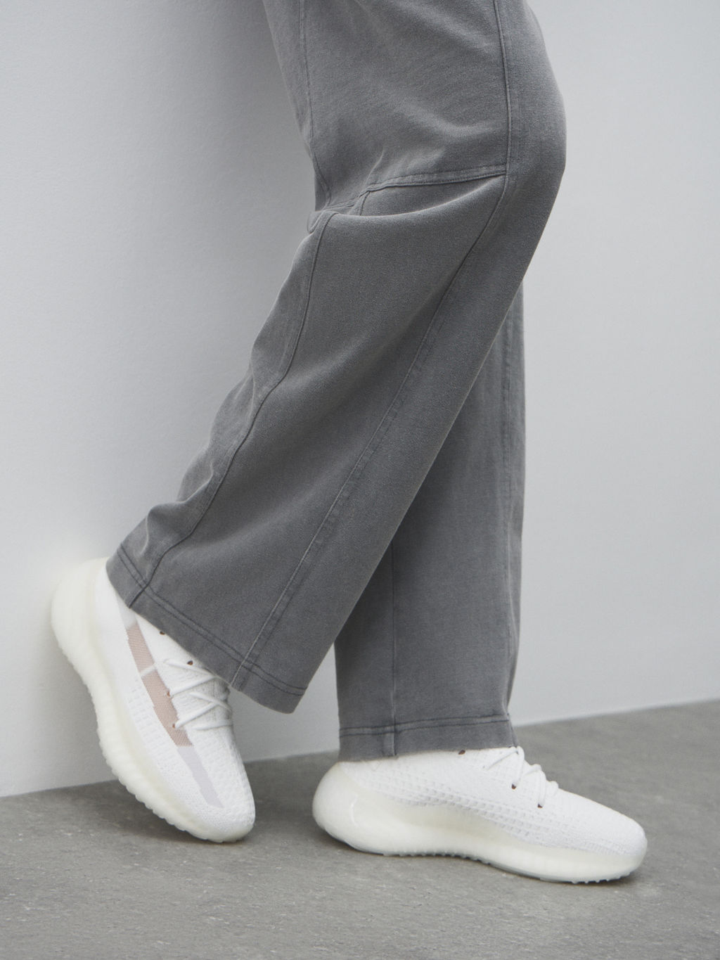 Женские кроссовки-носки TENDANCE