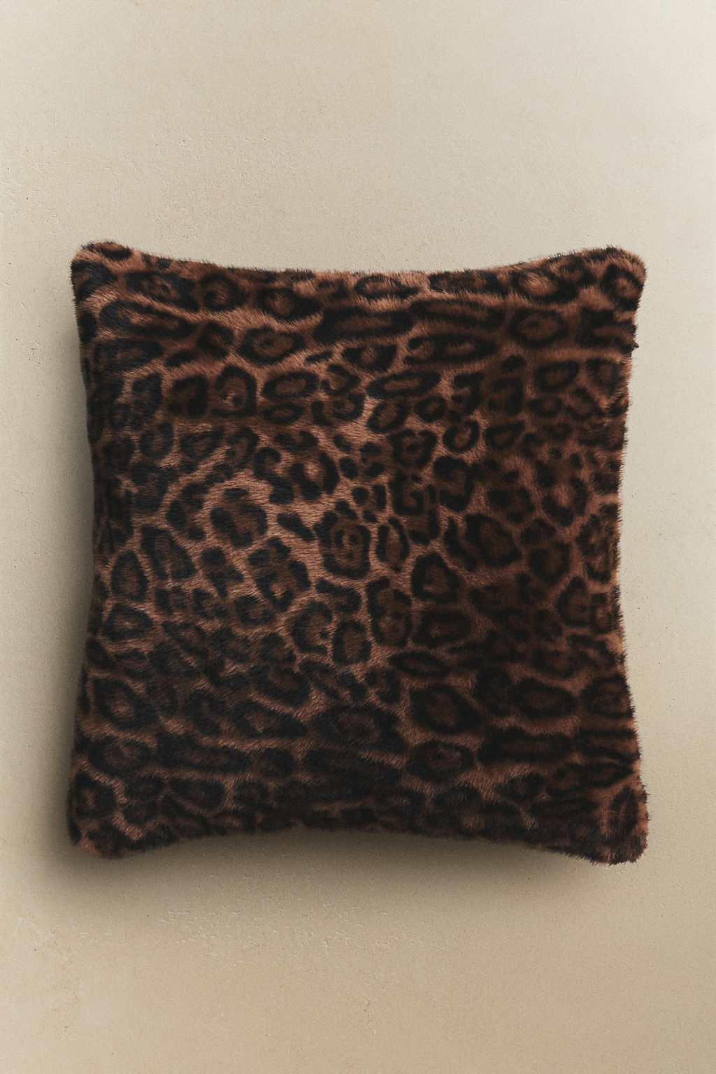 FAUX FUR AND ANIMAL PRINT CUSHION COVER - Zara фото 5