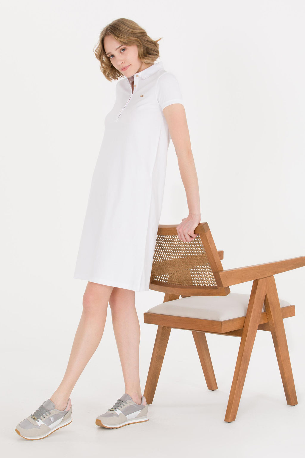 U. S. Polo Assn Женское белое трикотажное платье с воротником-поло - U.s. polo assn фото 3