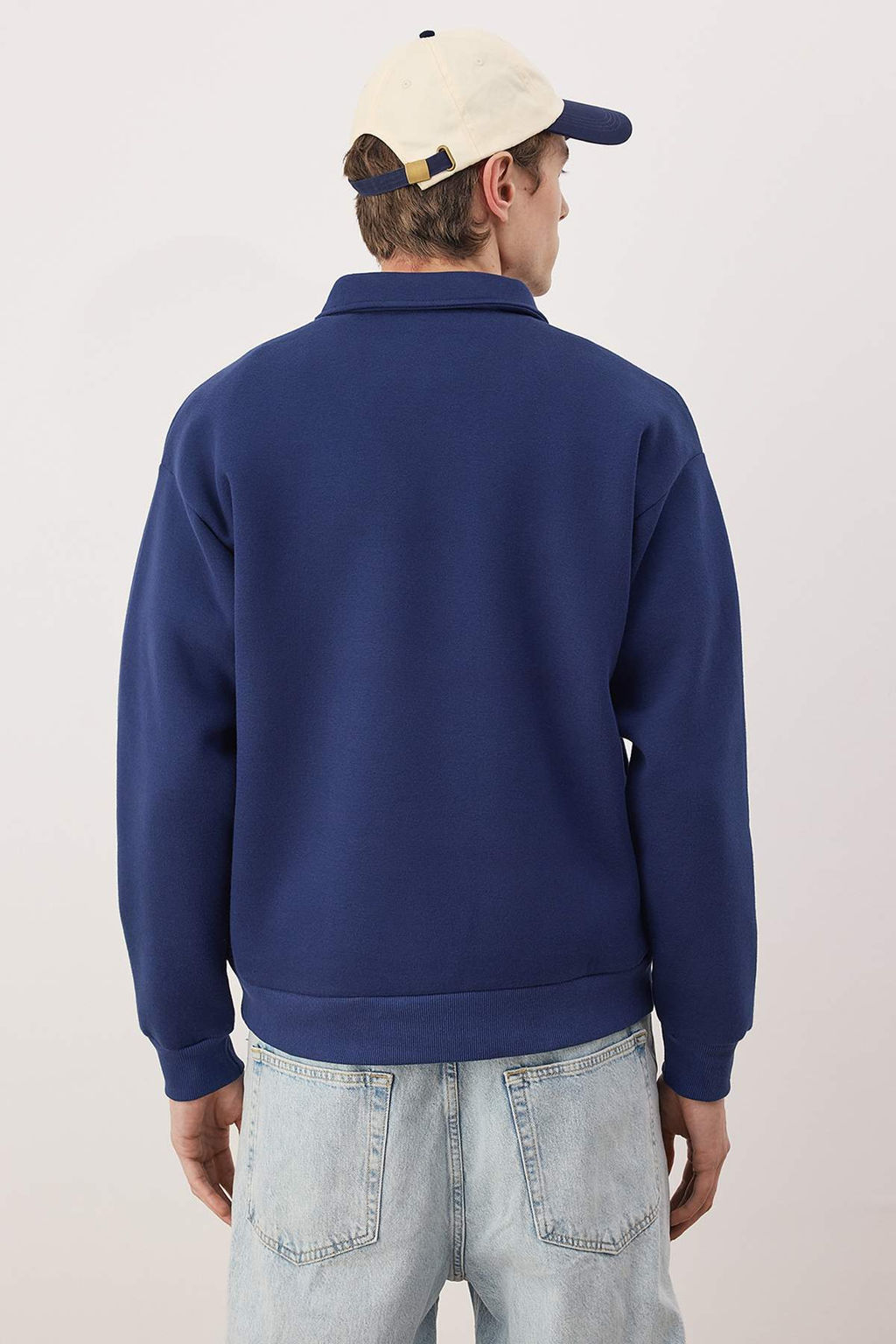 Siyah Yeni Oversize/Genis Kesim Soft Kalite Ici Polarl? Polo Yaka Sweatshirt TMNAW26SW00004 - Trendyolmilla фото 10