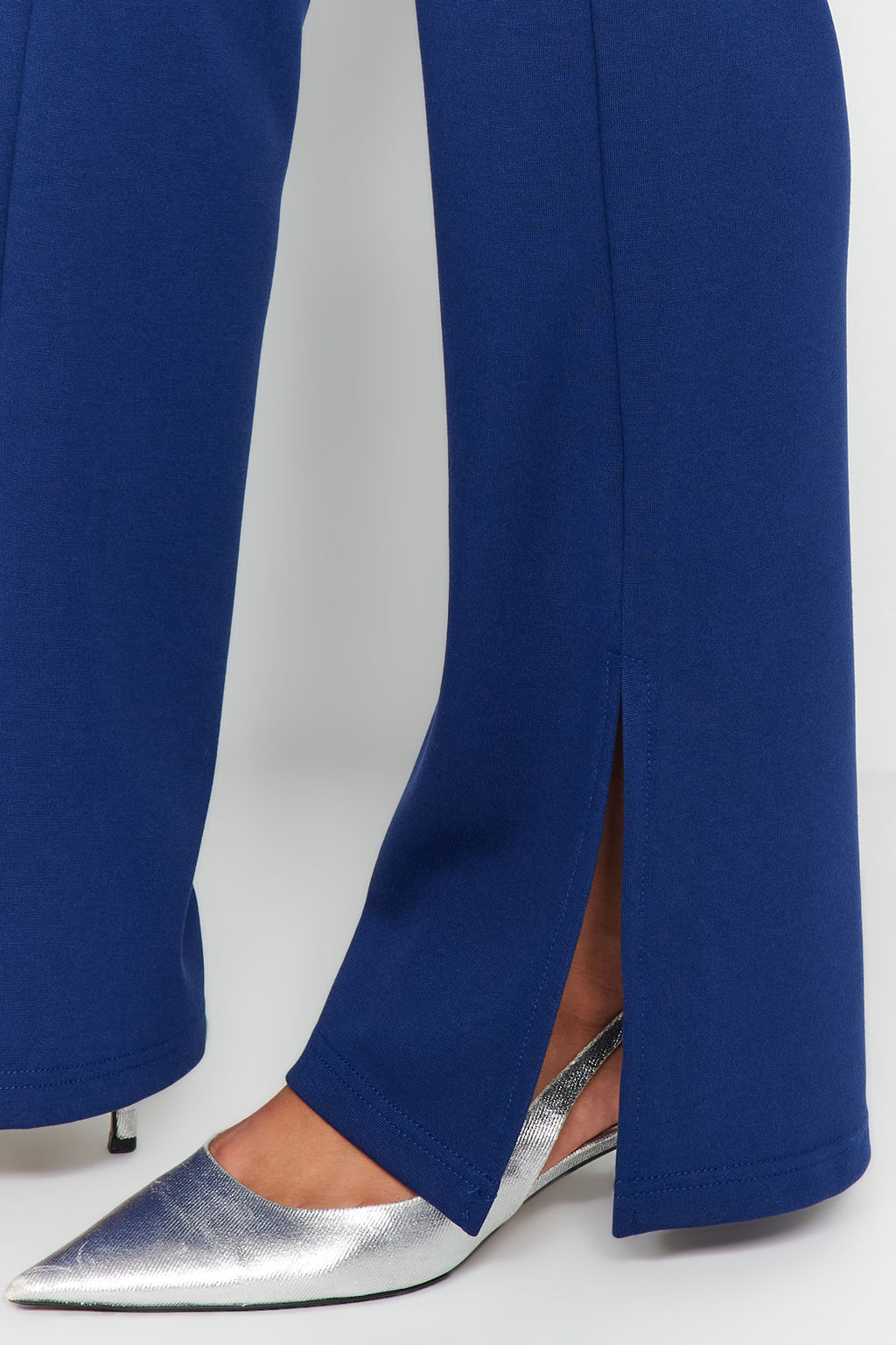 TRENDYOLMILLA Siyah Yanlar? Y?rtmacl? Flare/Ispanyol Paca Yuksek Bel Orme Pantolon TWOSS23PL00134 фото 4