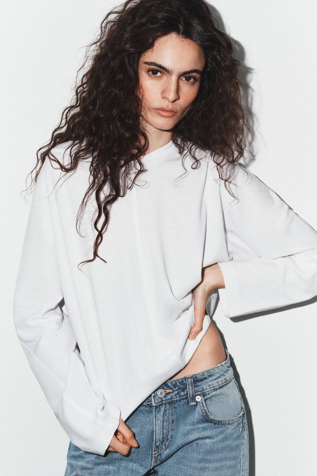 LONG SLEEVE SEAM T-SHIRT