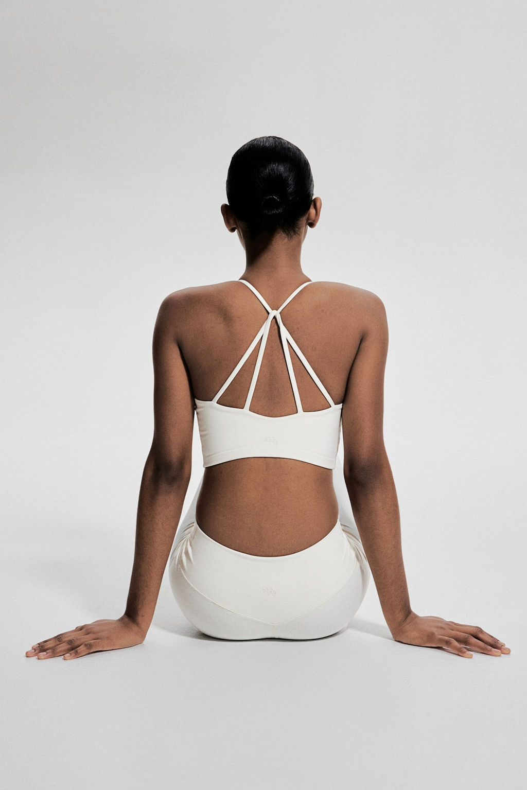 Sujetador de deporte en SoftMove Light Support - H&m фото 7