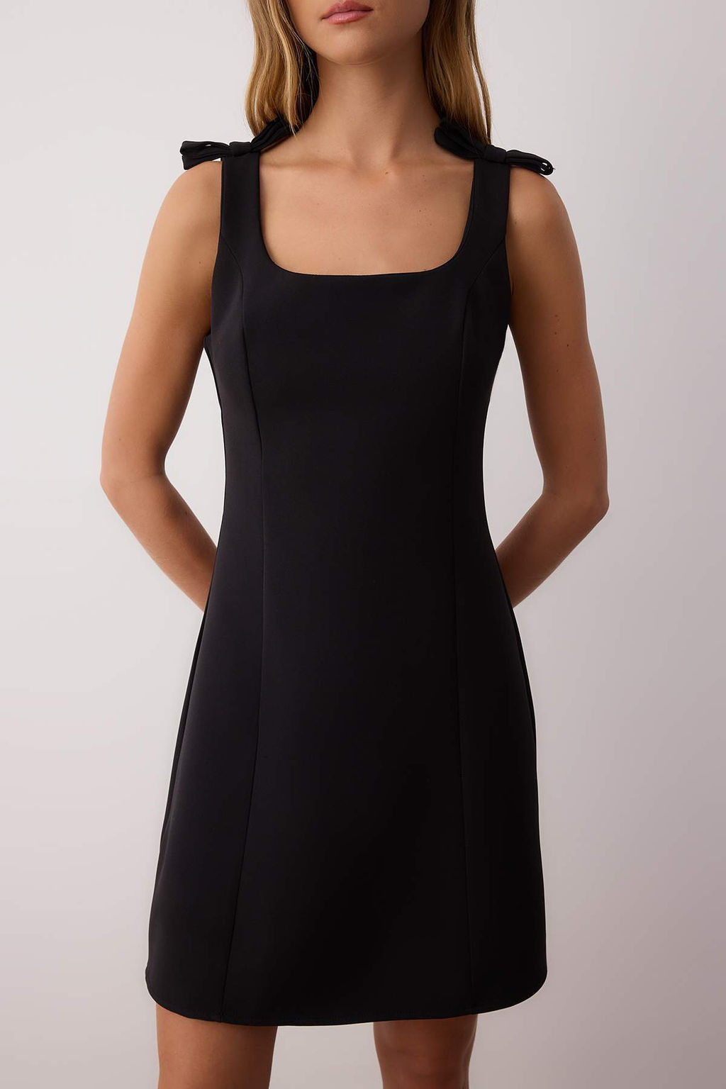 TRENDYOLMILLA Siyah A Kesim Fiyonklu Mini Dokuma Elbise TWOSS25EL00267 фото 20