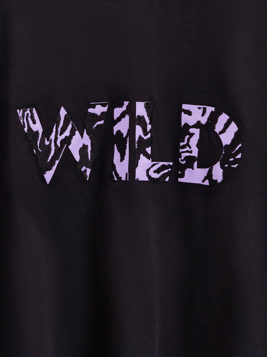 CONTE Футболка свободного кроя с рисунком и вышивкой Wild LD 2670 black-violet wild