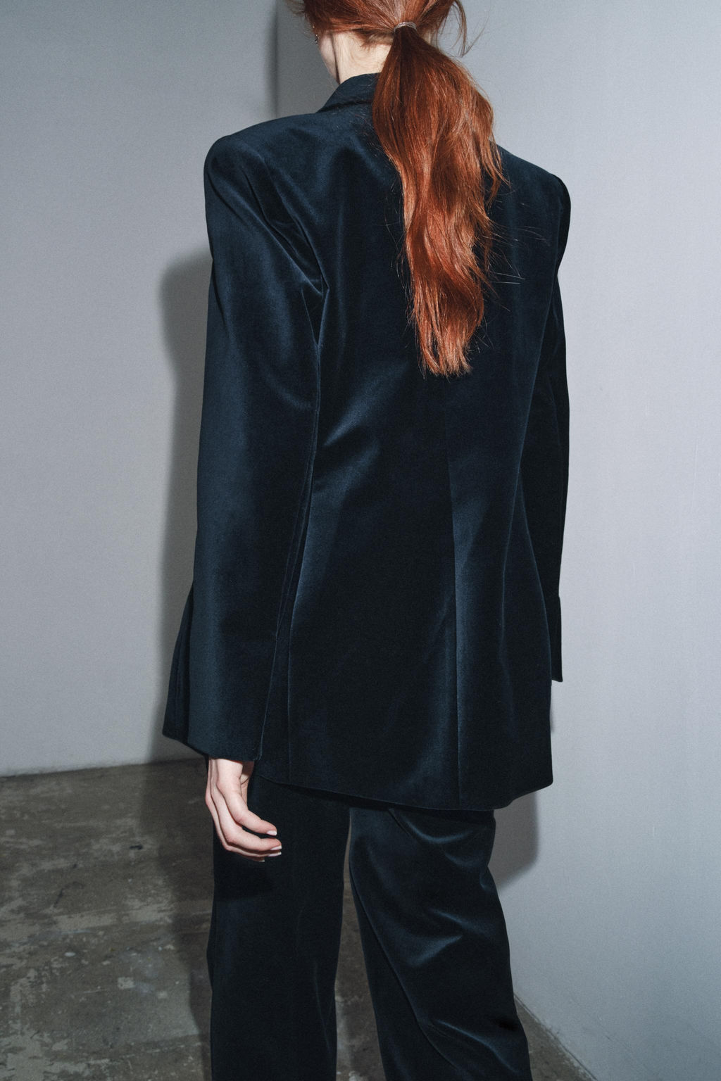 ZW COLLECTION LIMITED EDITION VELVET BLAZER - Zara фото 6