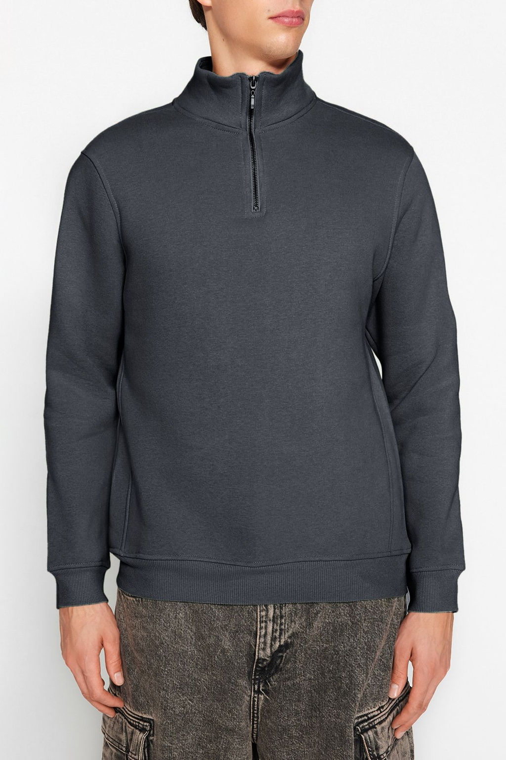 Antrasit Regular/Normal Kesim Dik Yaka Fermuarl? S?cak Tutan Basic Sweatshirt TMNAW24SW00041