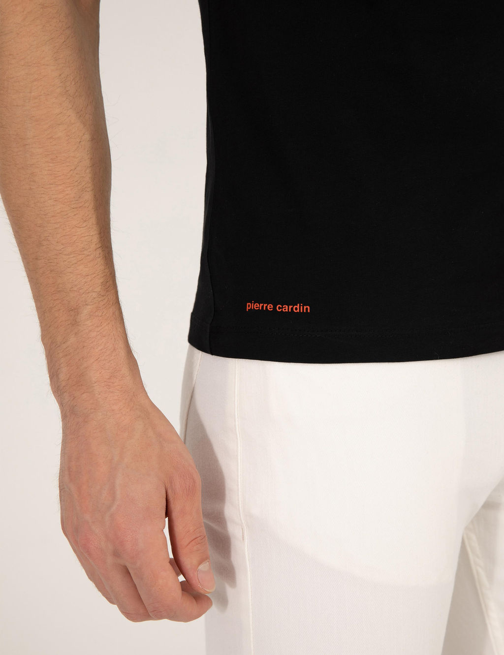 Siyah Bask_l_ Bisiklet Yaka Ti__rt