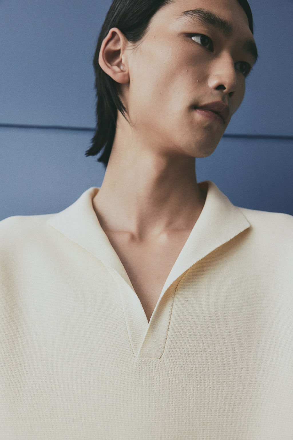 Regular Fit V-neck polo shirt - H&m фото 4