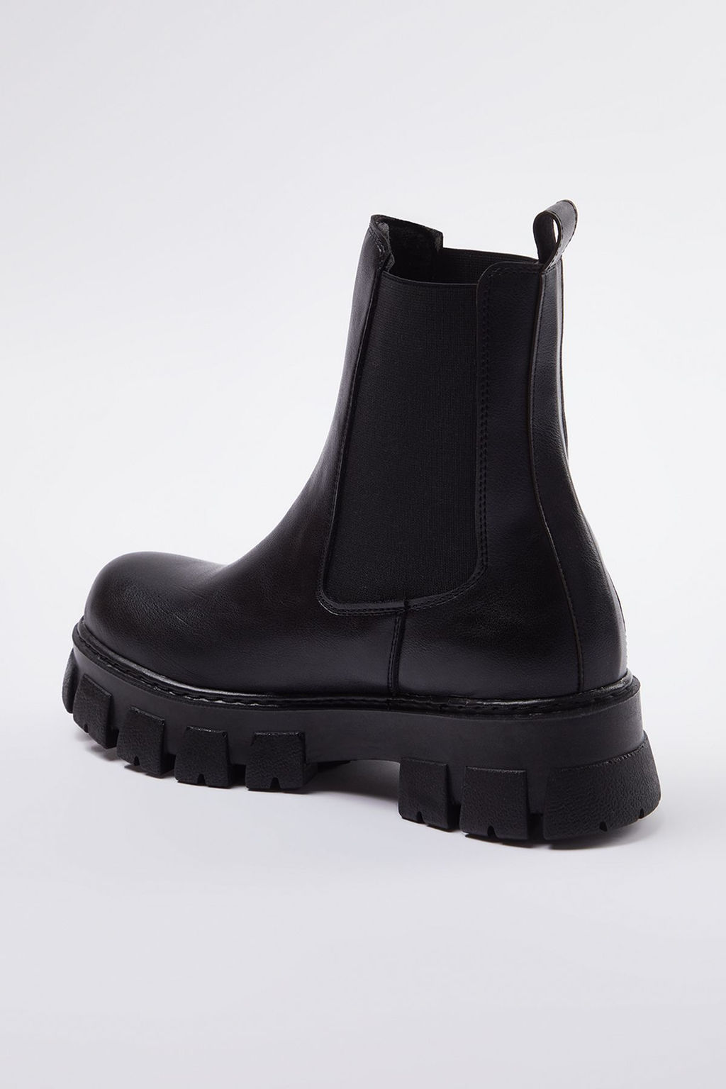 Trendyolmilla Shoes Siyah Lastikli T?rt?kl? Duz Kal?n Taban Chealsea Kad?n Bot TAKAW25BO00020 фото 3