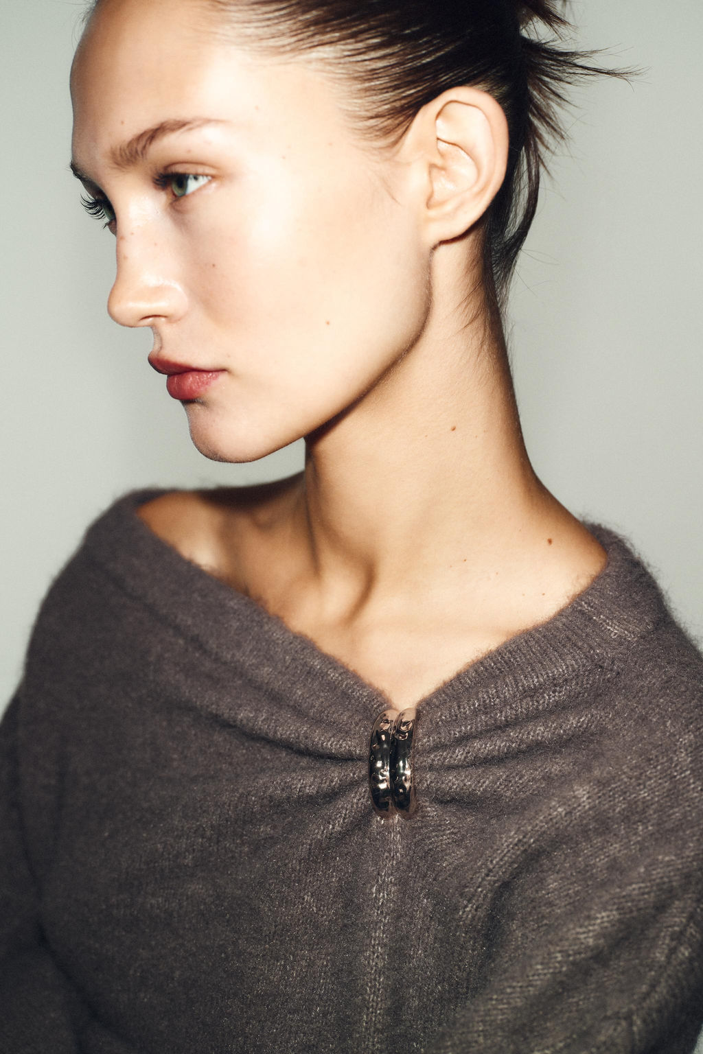 KNIT JUMPER WITH BROOCH - Zara фото 11