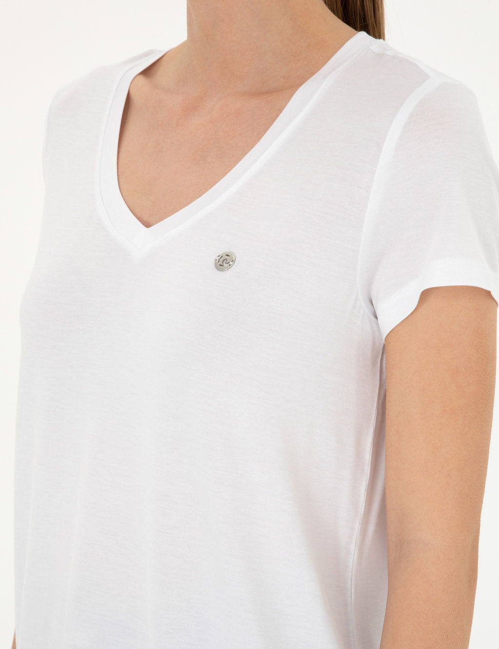 Beyaz Comfort Fit V Yaka Basic Ti__rt
