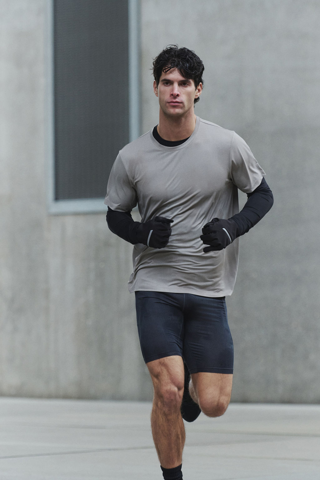 Camiseta de deporte de malla con DryMove - H&m фото 11