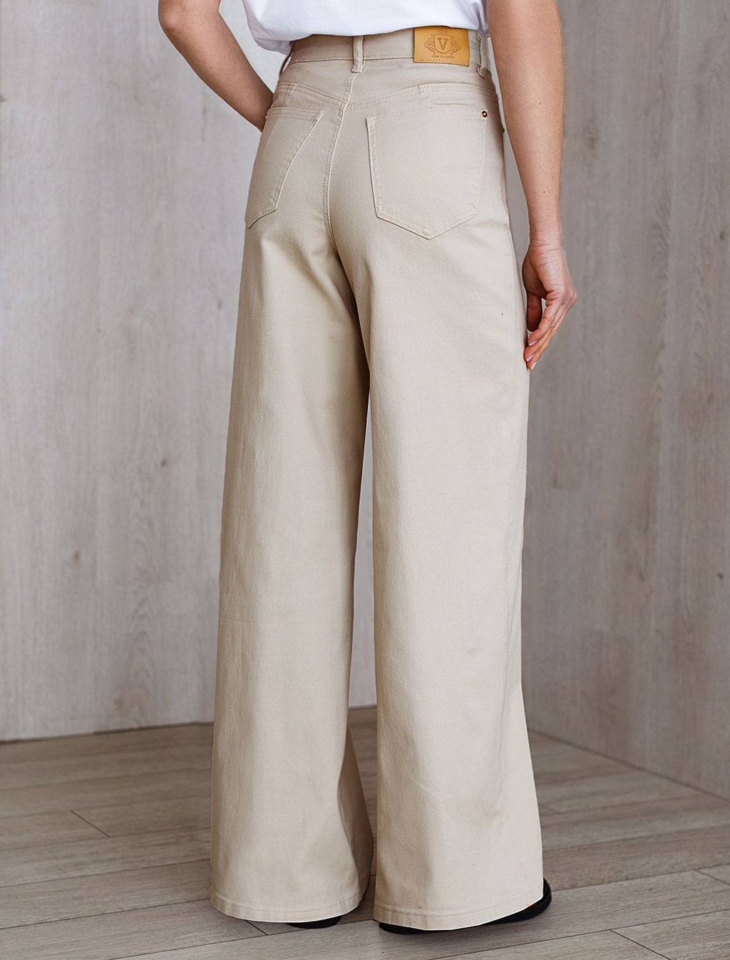 Джинсы Vilatte трубы из денима бежевый  фото 2