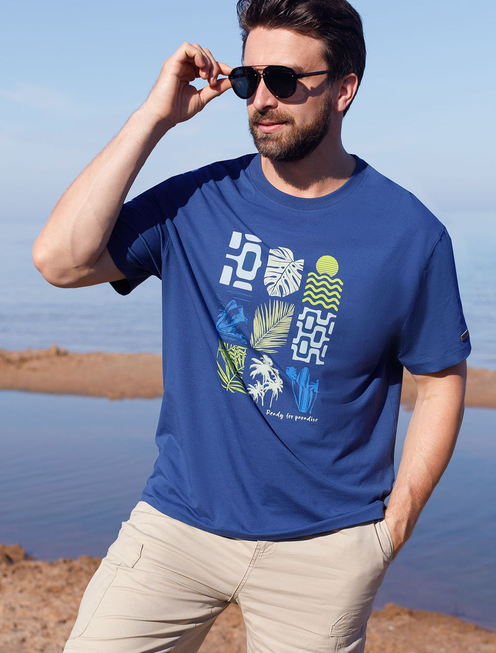 Свободная футболка с авторским принтом