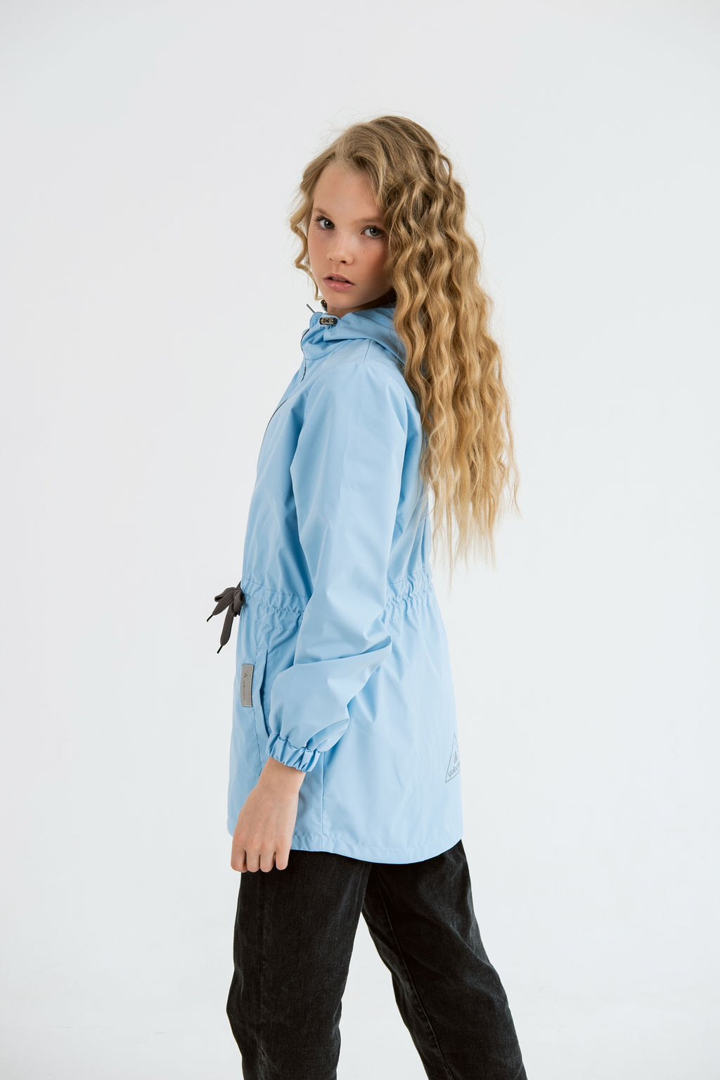 Ветровка "Софт" для девочки голубой
