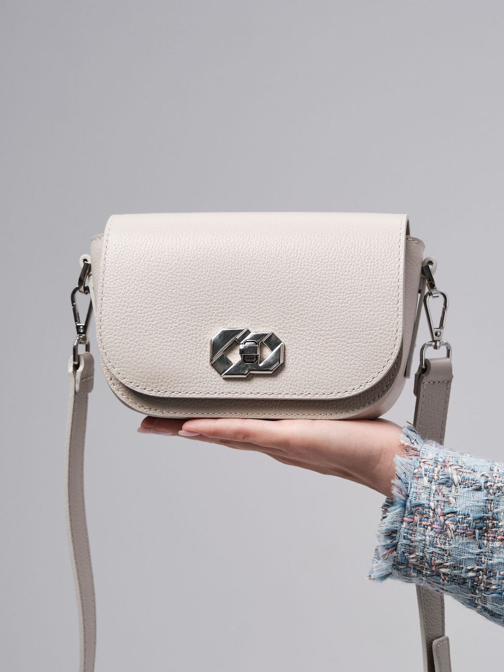 Сумка кросс-боди Deboro 30879 ванильное молоко