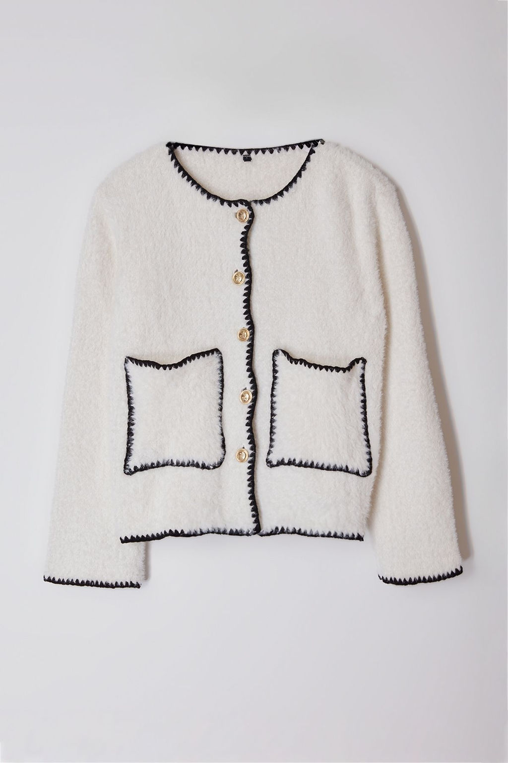 Ekru Tuylu Yumusak Dokulu Ceket Gorunumlu Triko H?rka TWOAW25HI00009