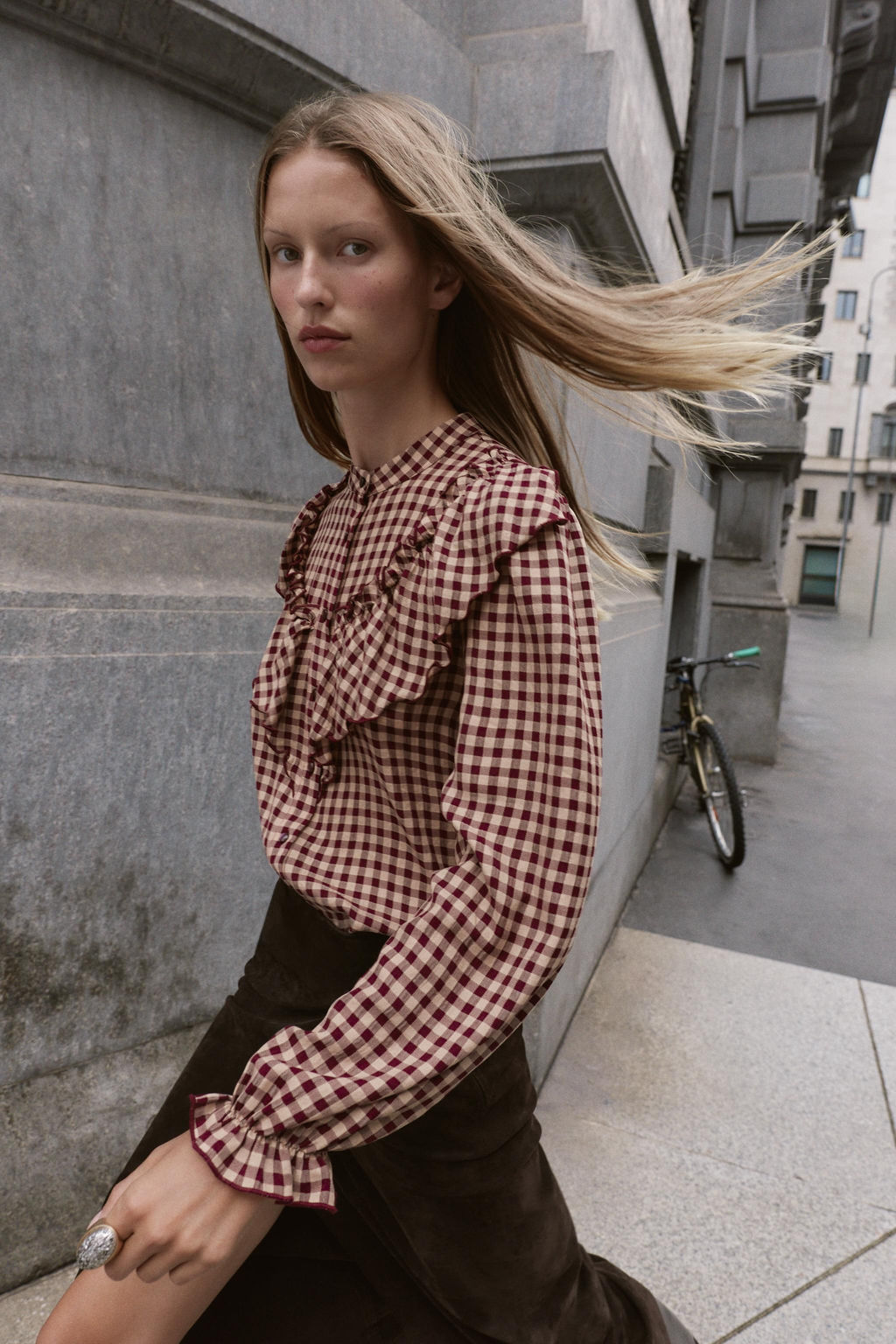 BLUSA VOLANTES CUADROS / Burgundy - Zara фото 2