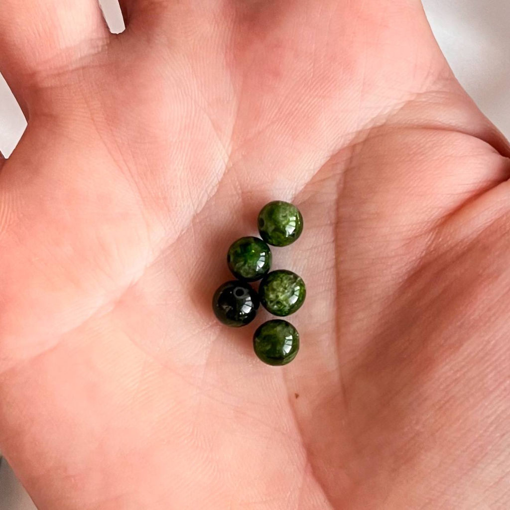 Бусины для украшений из Хромдиопсида (5 шт)
