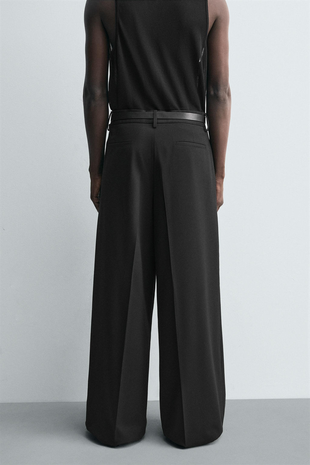 WIDE-LEG PLEATED TROUSERS - Zara фото 3