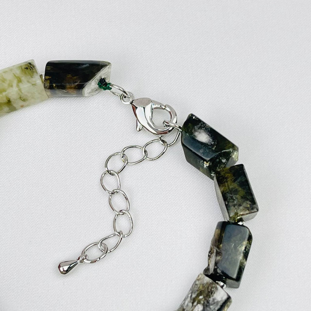 Браслет из Мусковита (зеленый Лепидолит) 16,5 см +