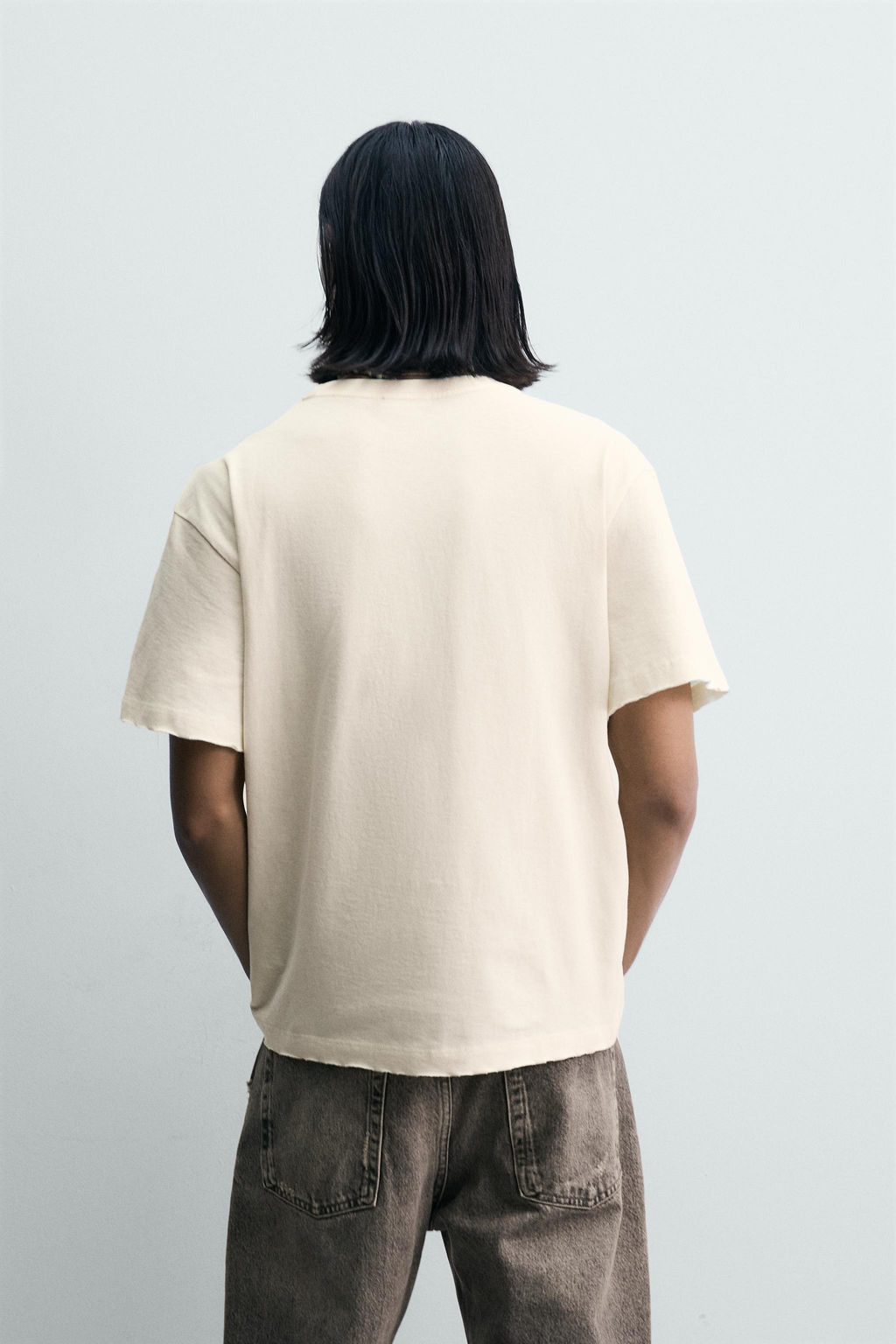 CAMISETA RELAXED FIT TEXTO LAVADO / Blanco roto