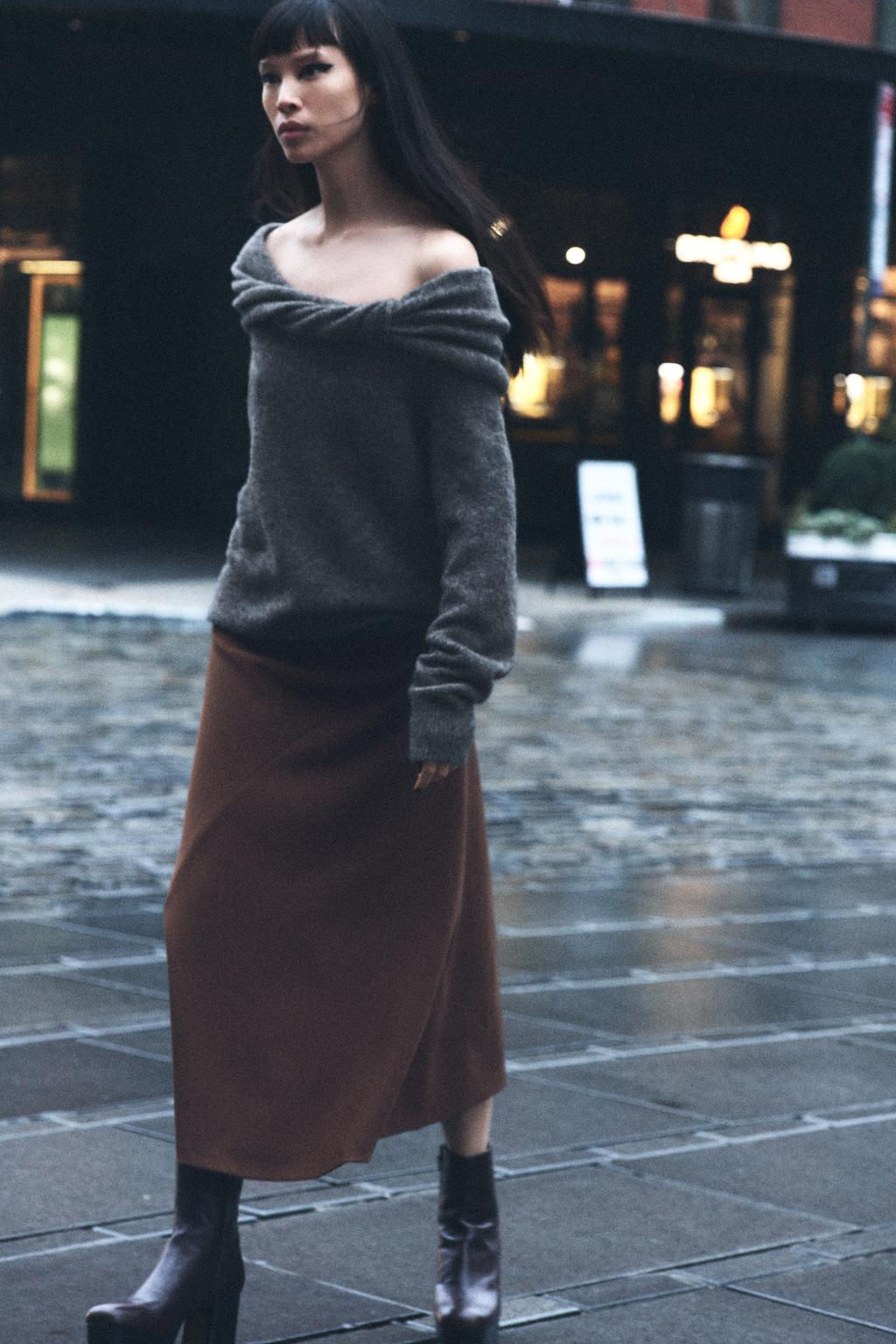 OFF-THE-SHOULDER KNIT SWEATER - Zara фото 2