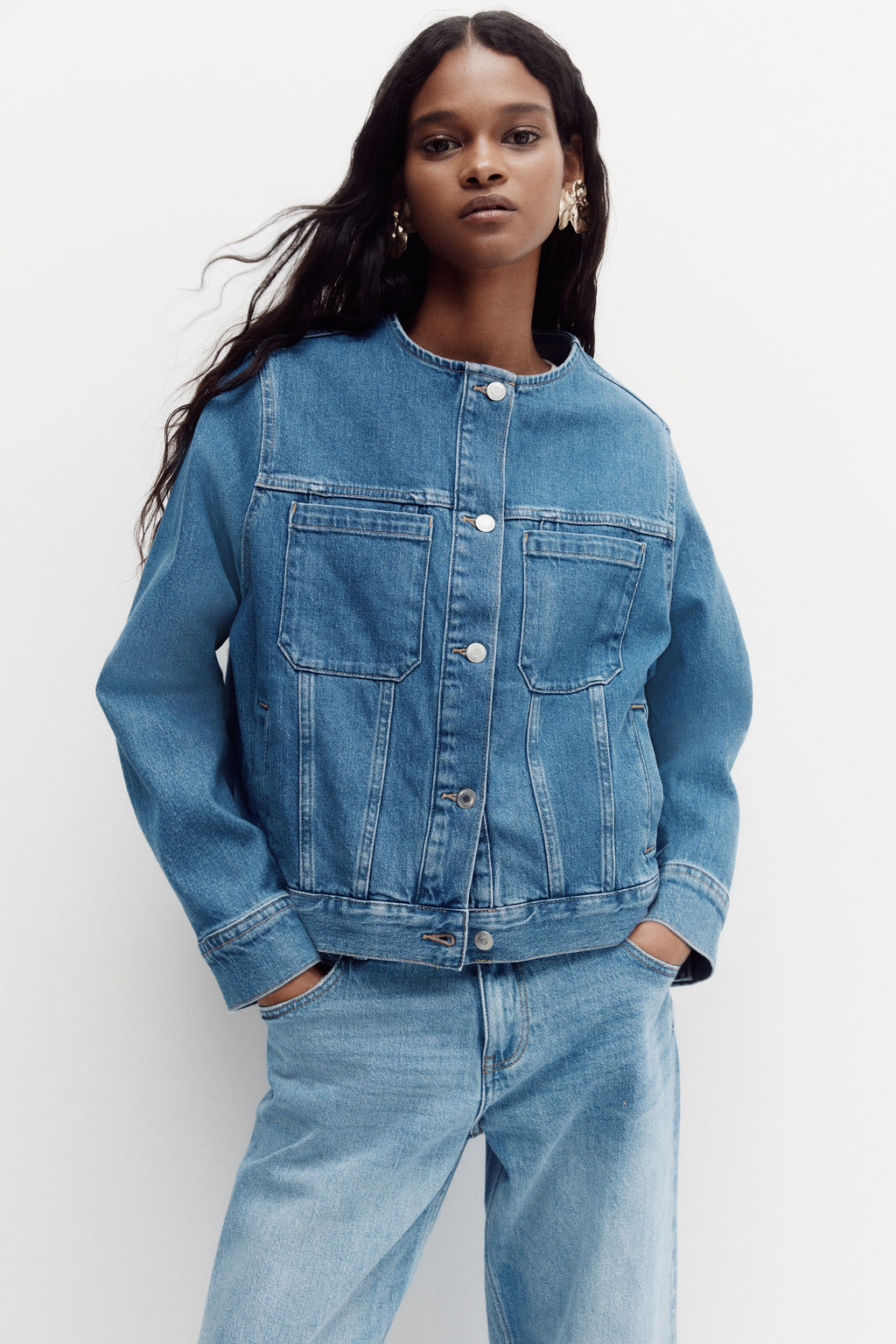 Cazadora trucker sin cuello - H&m фото 5
