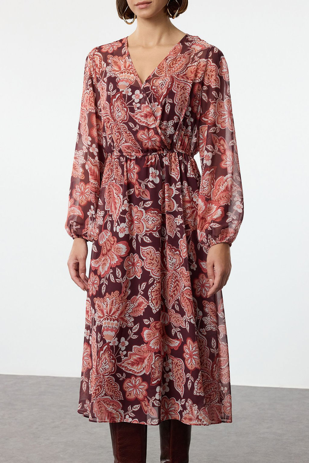 TRENDYOLMILLA Bordo Cicekli Kruvaze Yaka A Kesim Midi Sifon Astarl? Dokuma Elbise TWOAW25EL00431  фото 4