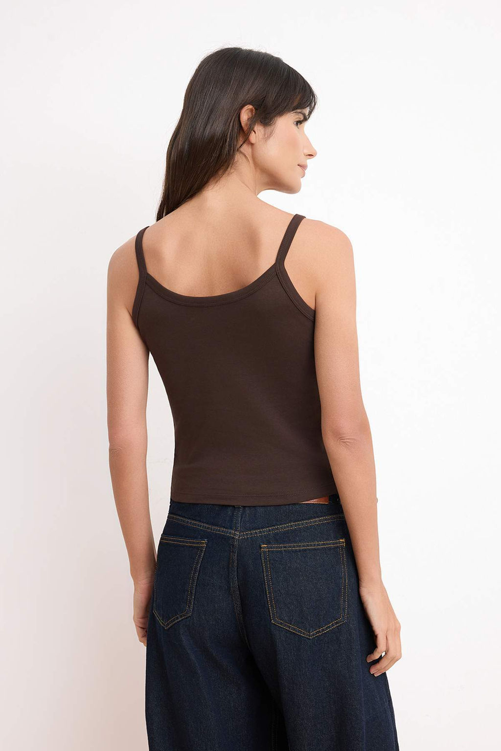 Ekru-Kahverengi Bask?l? Regular Havuz Yaka Ince Ask?l? Kolsuz Interlok Orme Atlet TWOSS26AL00025 - Trendyolmilla фото 8