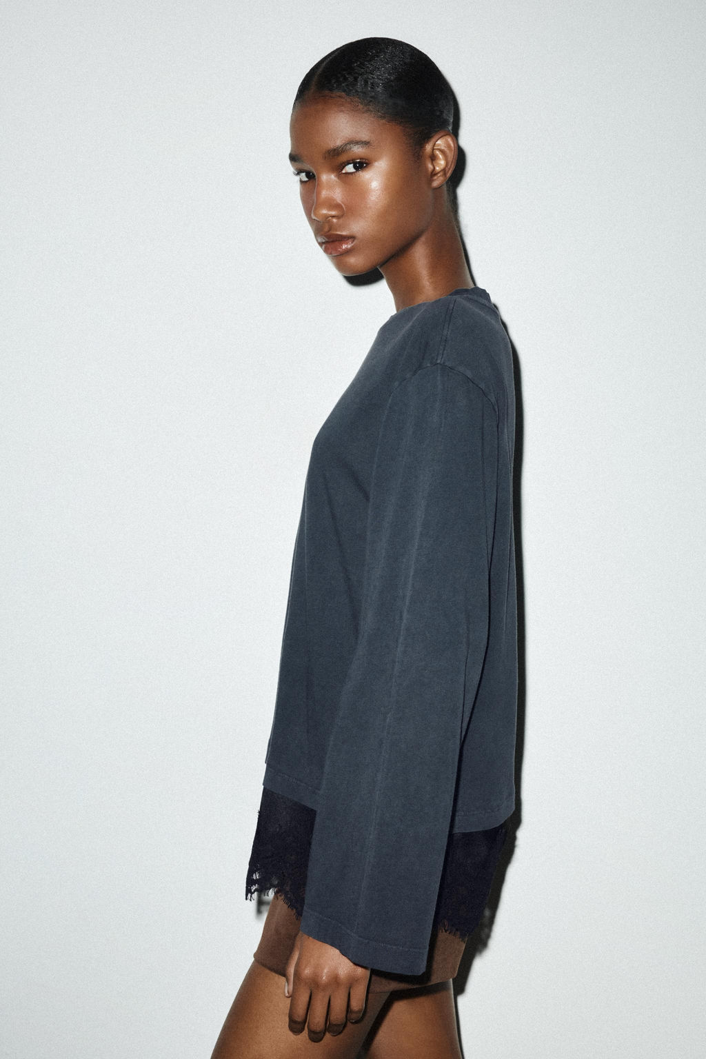 CONTRAST LACE T-SHIRT - Zara фото 4