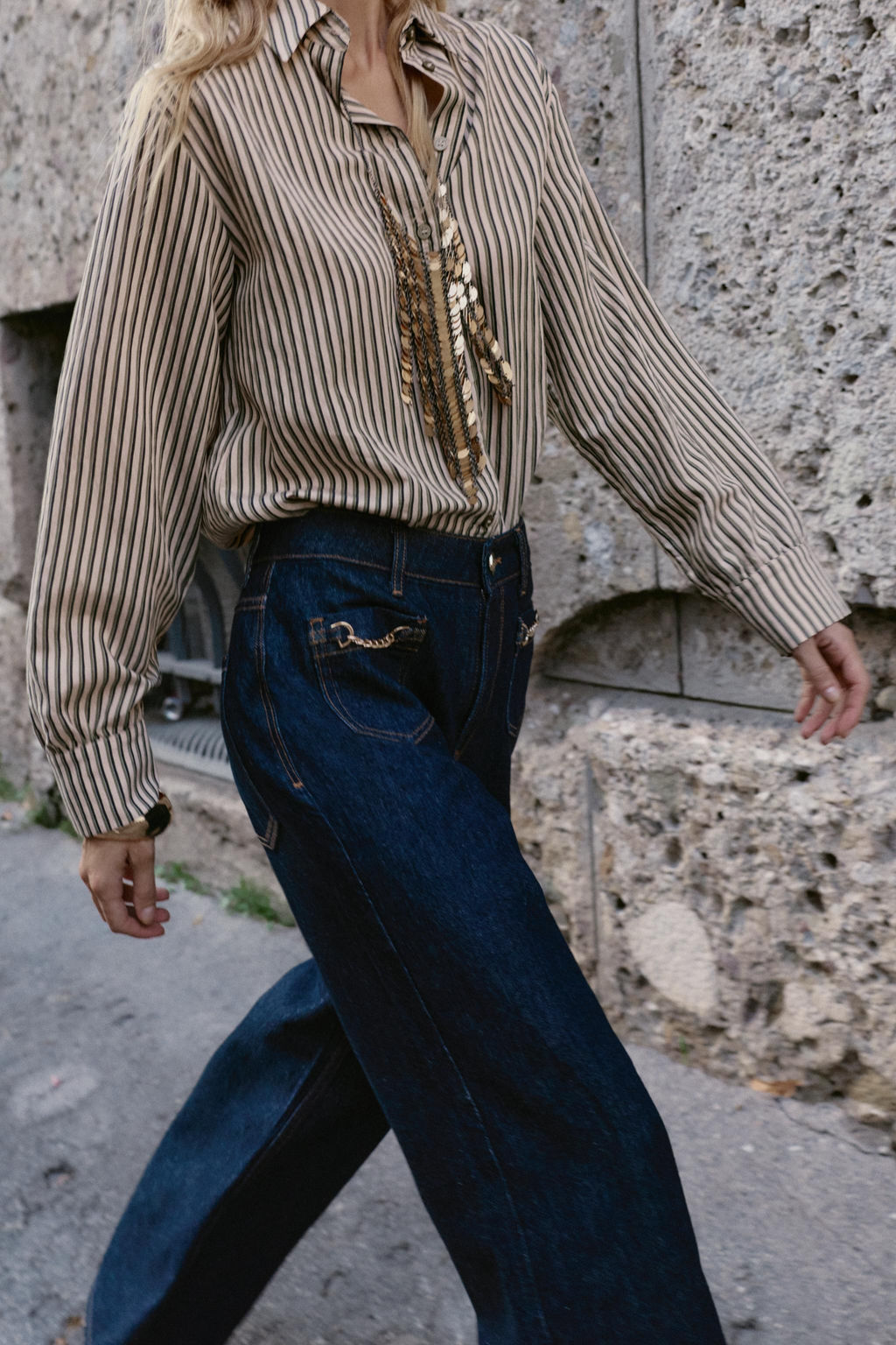 Z1975 MID-WAIST WIDE-LEG JEANS WITH CHAINS - Zara фото 5
