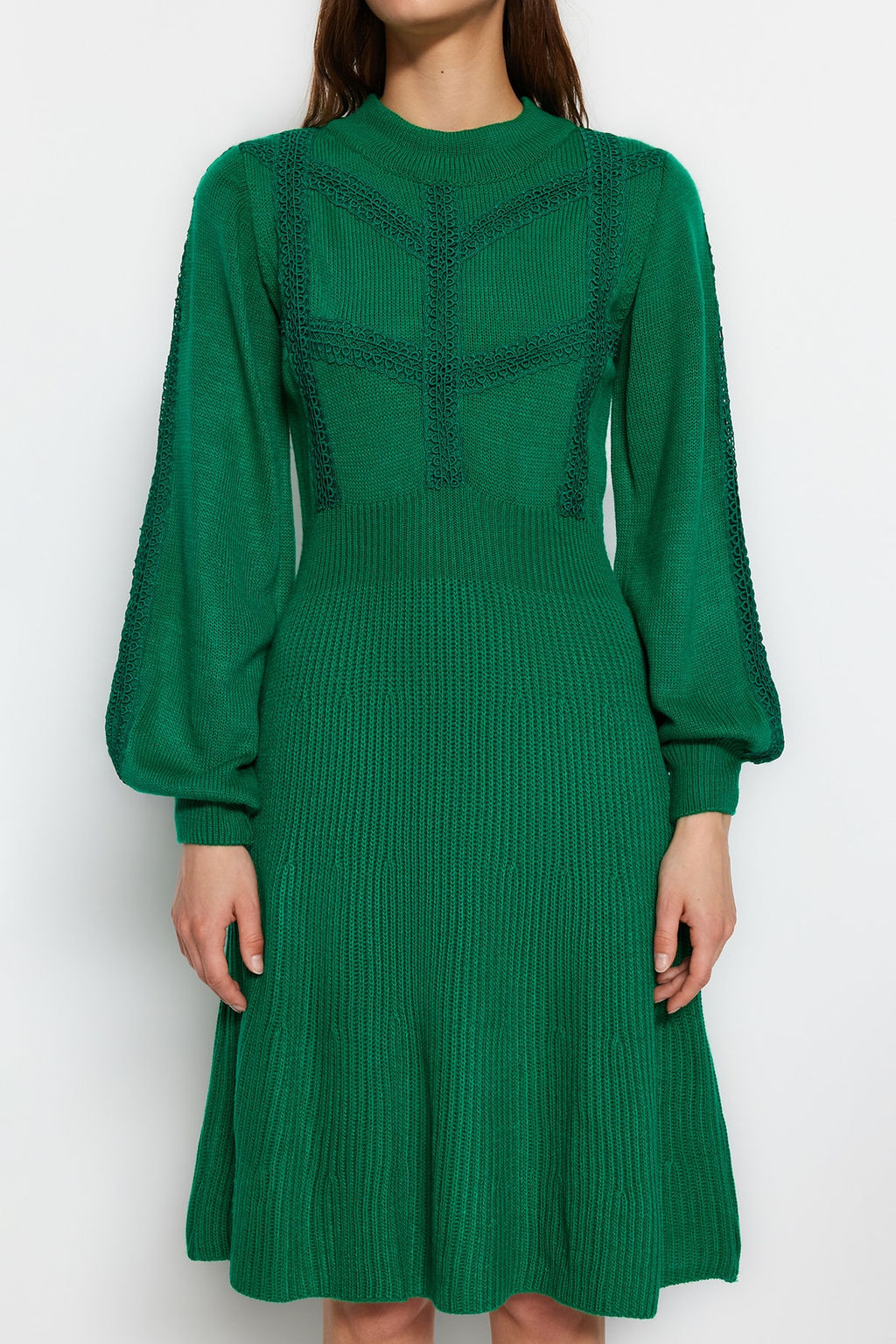 Yesil Mini Triko Dantelli Elbise TWOAW22EL0011