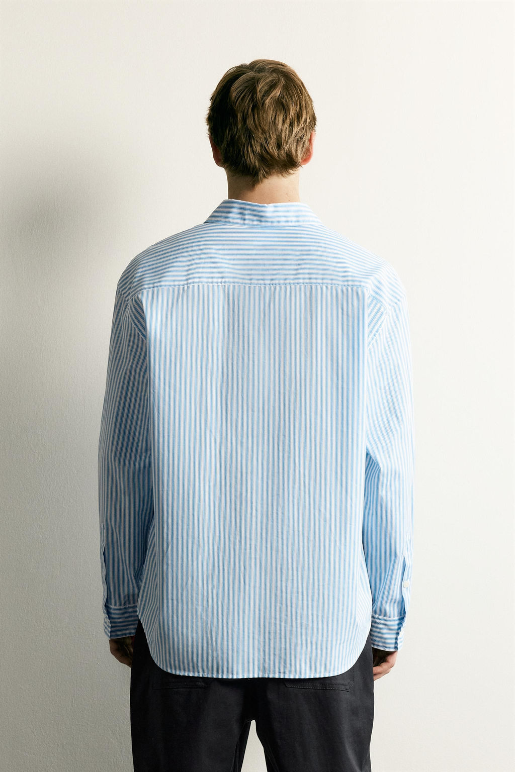 CAMISA BOXY FIT RAYAS / Celeste - Zara фото 3