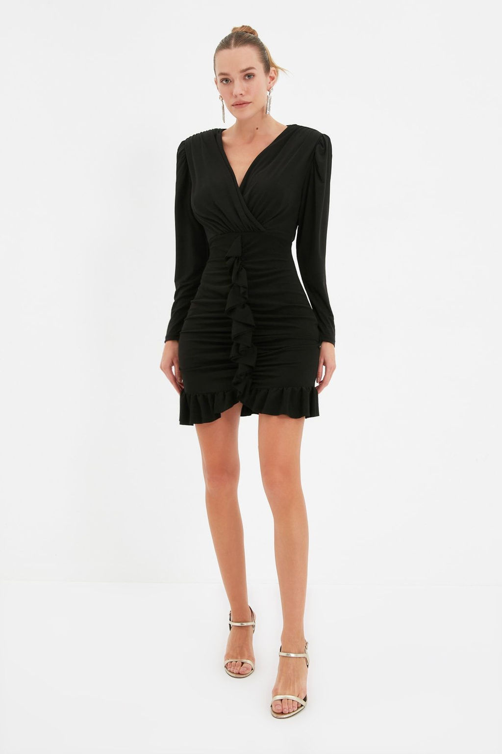 Siyah Vucuda Oturan Astarl? Volanl? Orme K?sa S?k Abiye Gece Mezuniyet Elbisesi TPRAW22EL1909 - Trendyolmilla фото 2