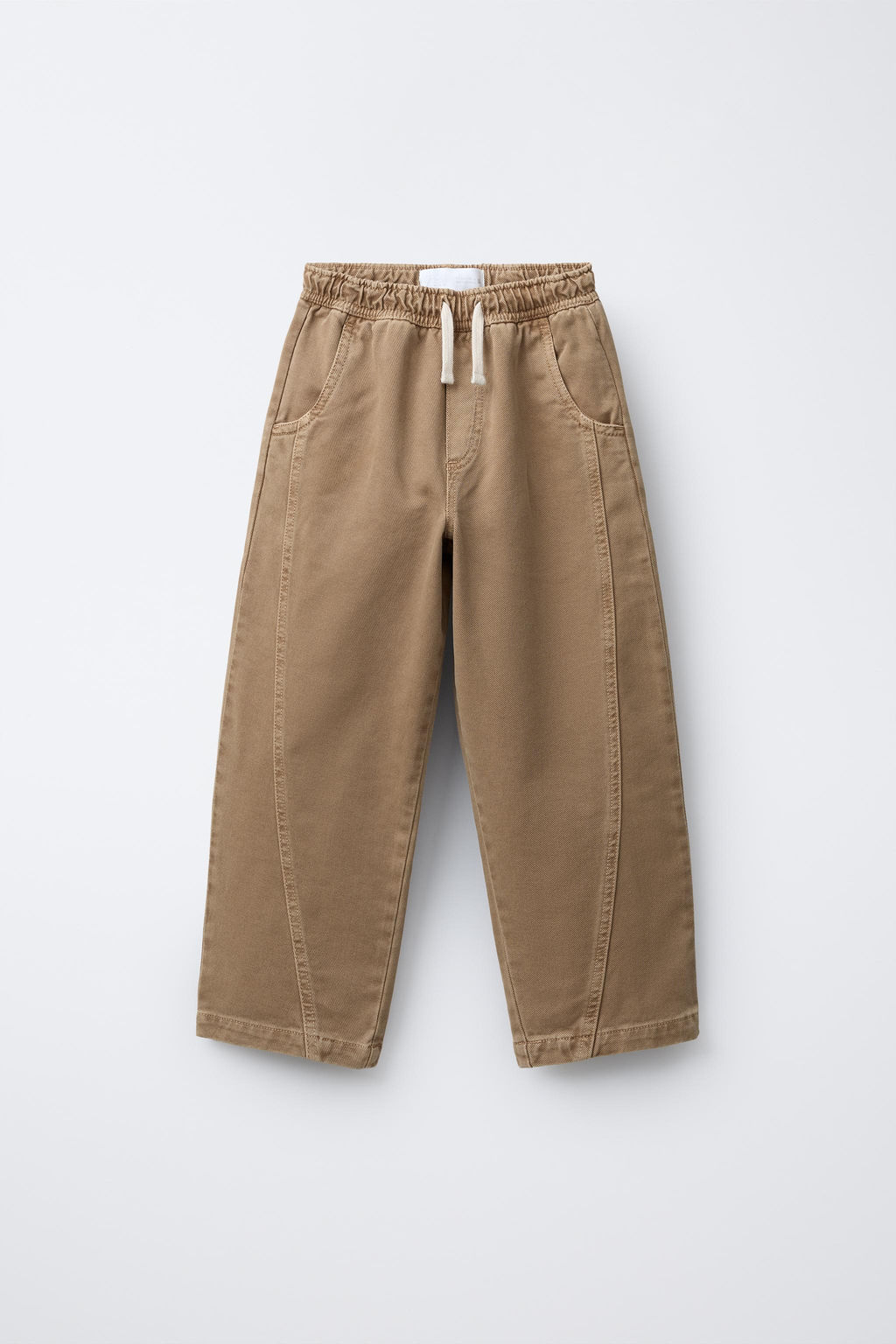 BALLOON JEANS WITH SEAM DETAILS