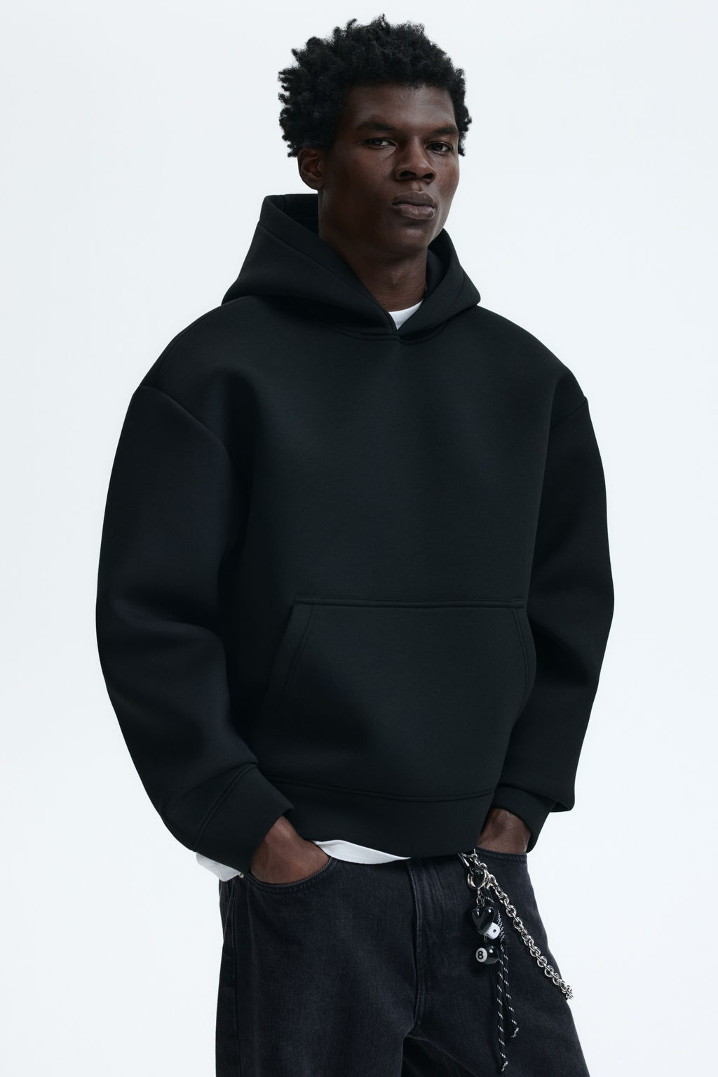 Sudadera efecto neopreno con capucha Loose Fit - H&m фото 4